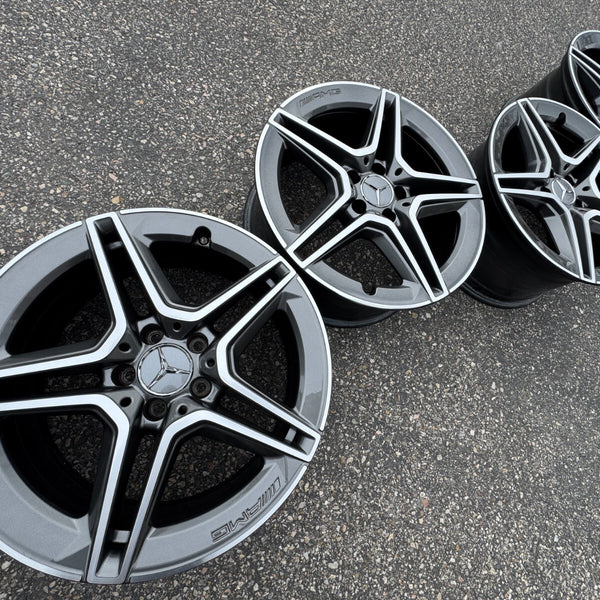 18 MERCEDES BENZ W205 C300 C350 C450 C43 AMG OEM FACTORY STOCK WHEELS RIMS 5x112