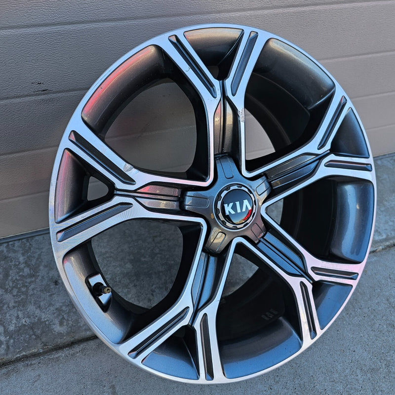 19' KIA STINGER REAR OEM FACTORY STOCK WHEEL 5x4.5/114.3mm