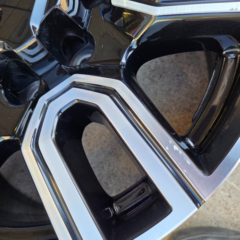 20 GMC SIERRA 2500 HD AT4 DENALI OEM FACTORY STOCK WHEELS RIMS 8X180 black