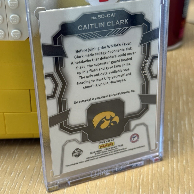 PANINI PRIZM DRAFT PICKS AUTOgraph CAITLIN CLARK ROOKIE RC Signing Numbered /25