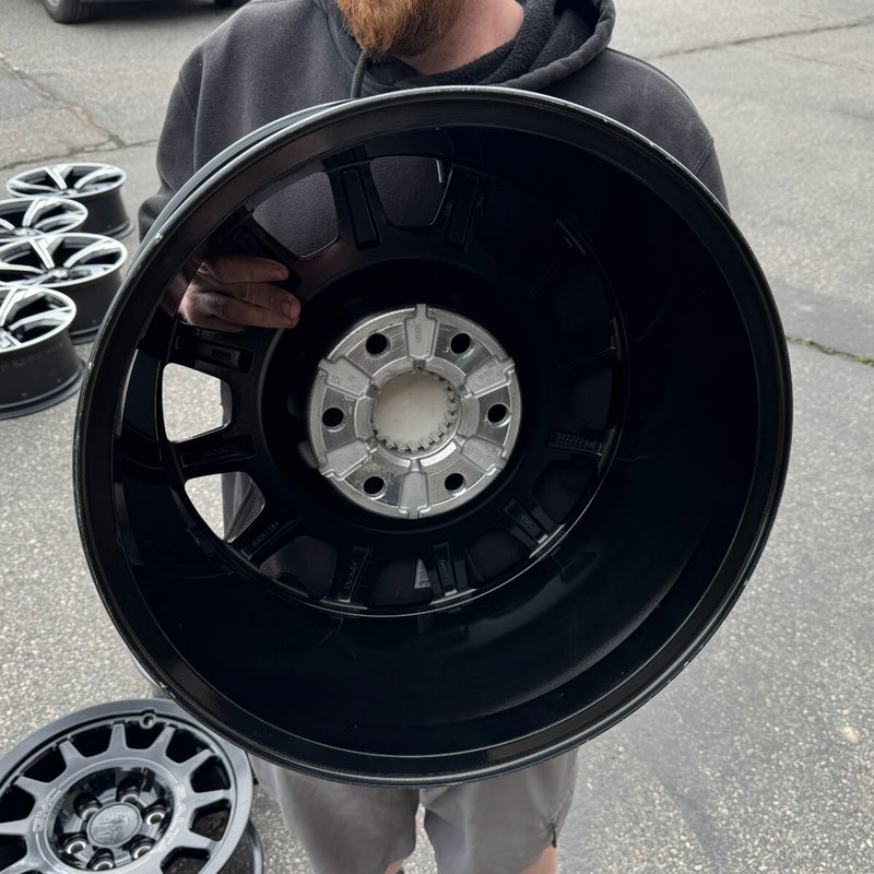 18 GMC SIERRA AT4X ZR2 SALTA AEV BLACK BISON 6X5.5 OEM FACTORY STOCK WHEELS RIMS