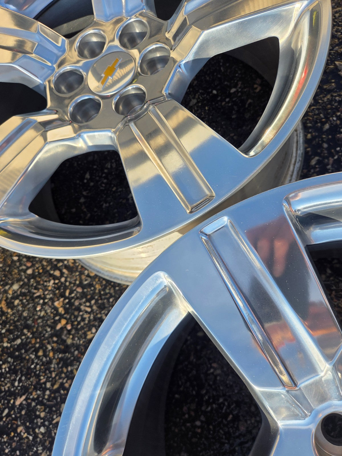 Chevy Colorado Gold Rims 18